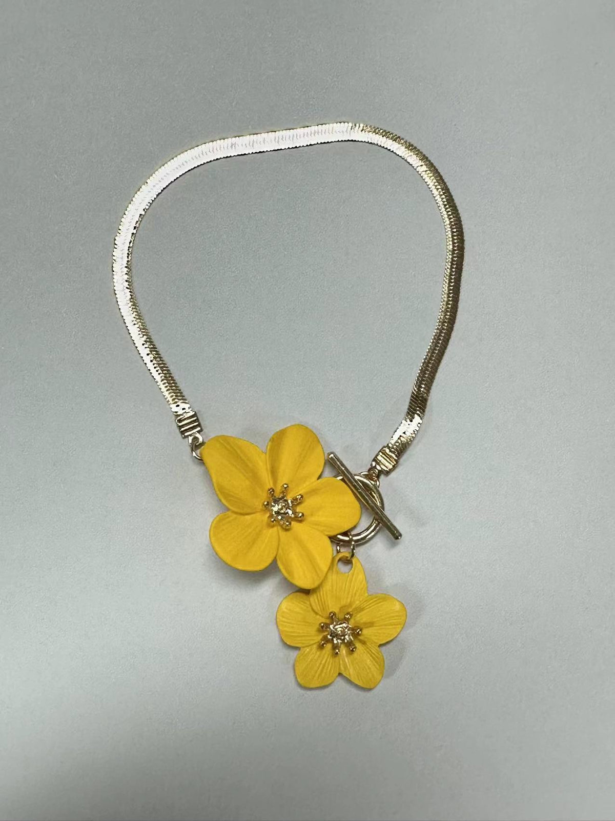 OT Buckle Flowers Anklet